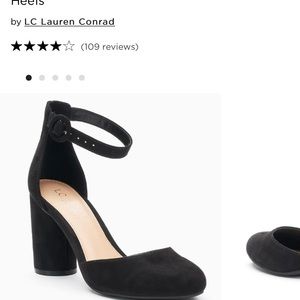 Lauren Conrad black pumps